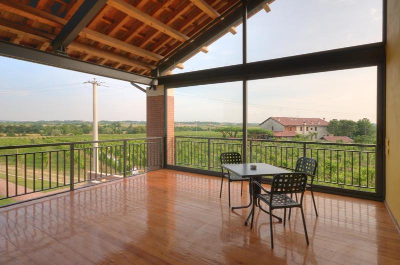 Вілла Agriturismo Colombarino Дезенцано-дель-Гарда Номер фото